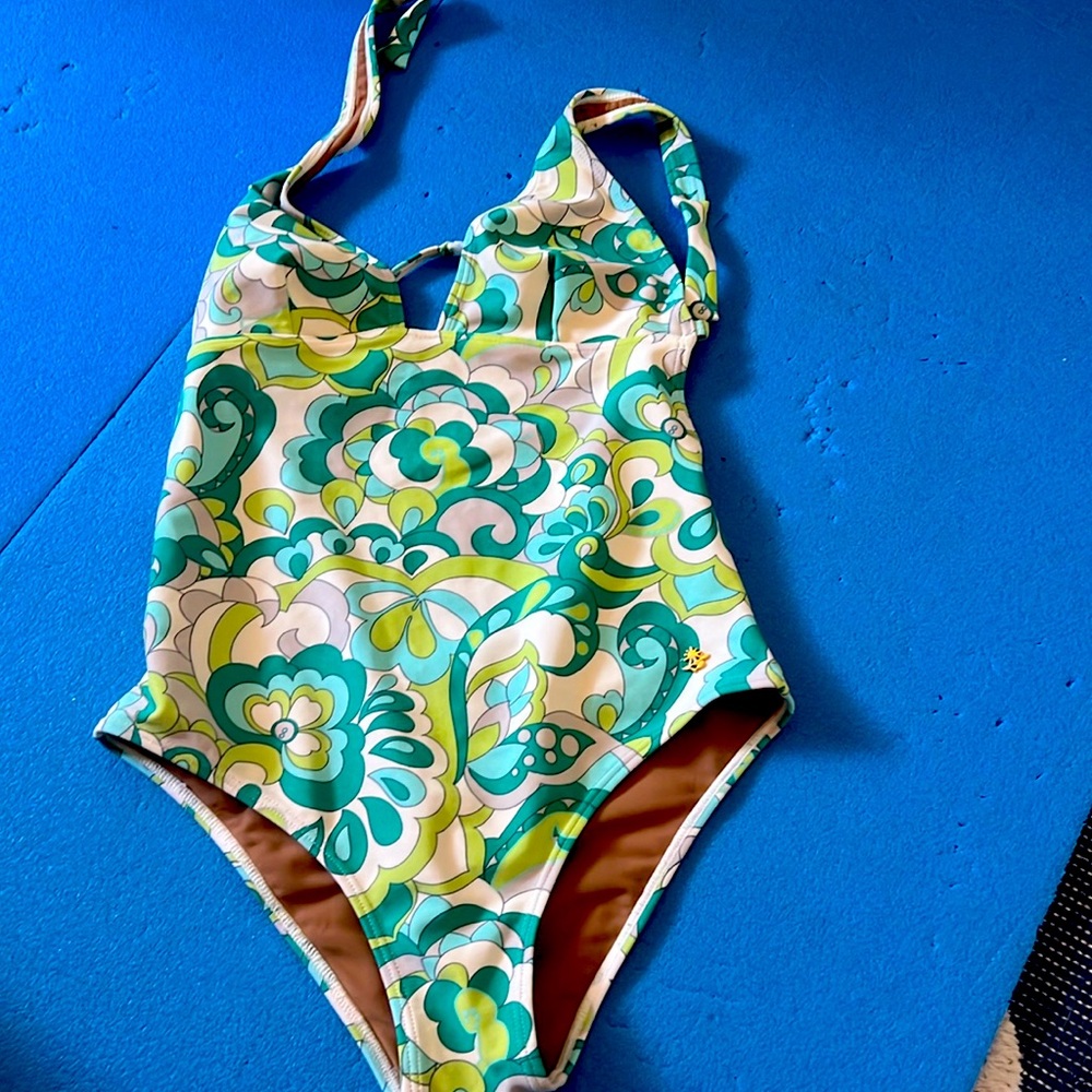 Xs small gently used swimsuit green yellow pattern